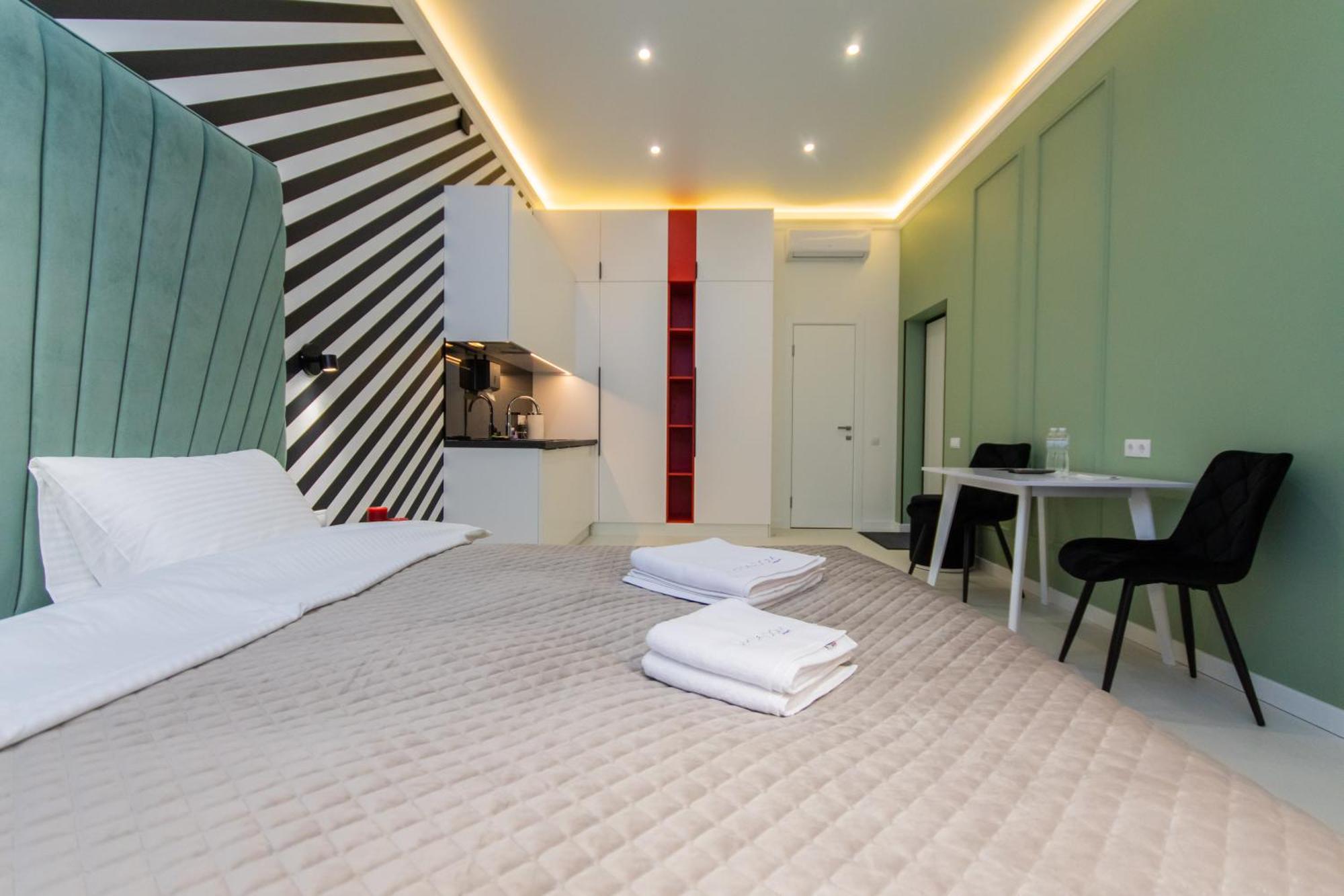 Myfreedom Lux Апартаменти Центр Вул Євгена Чикаленка 33 М Хрещатик Kiev Extérieur photo