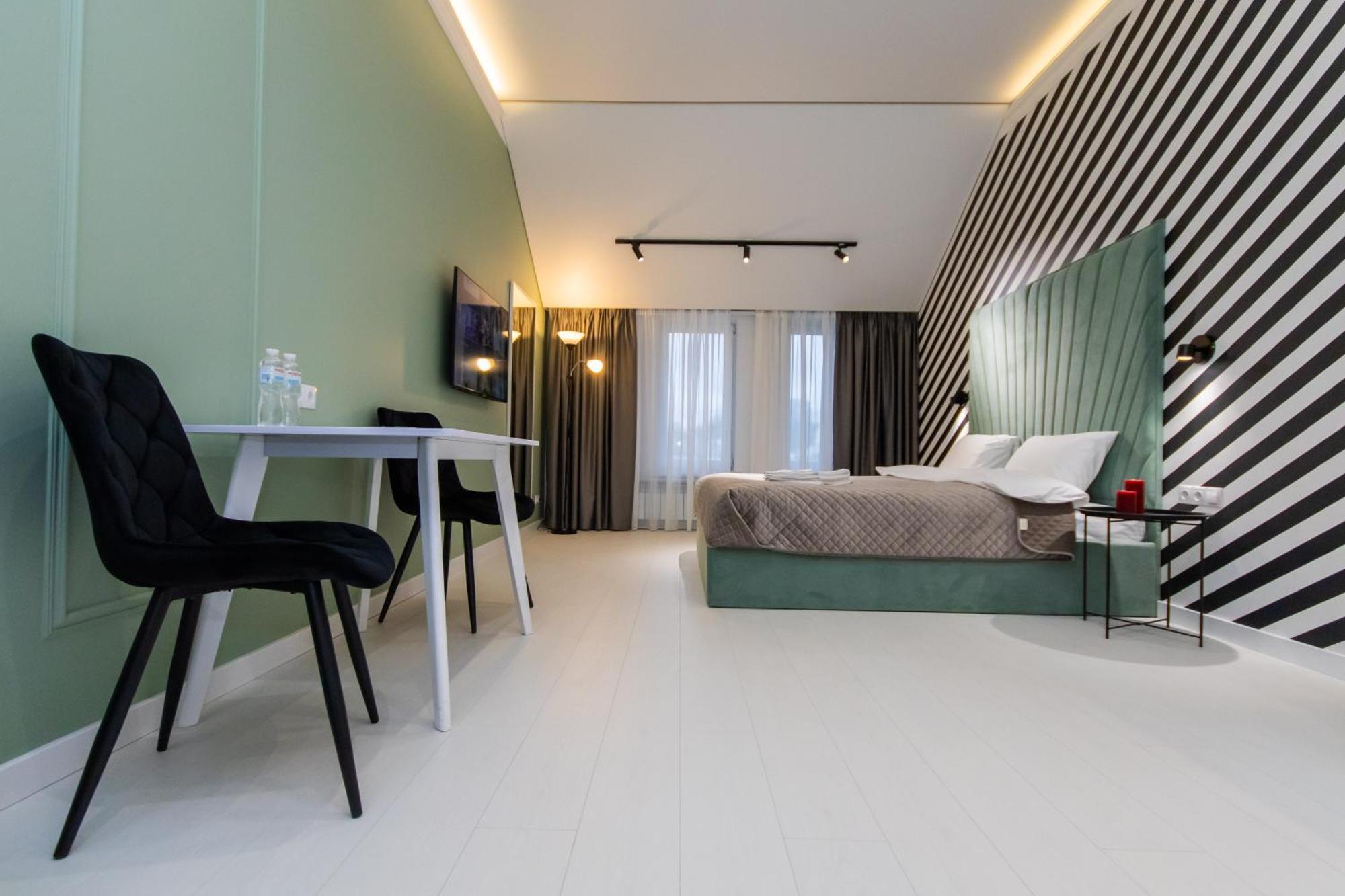 Myfreedom Lux Апартаменти Центр Вул Євгена Чикаленка 33 М Хрещатик Kiev Extérieur photo