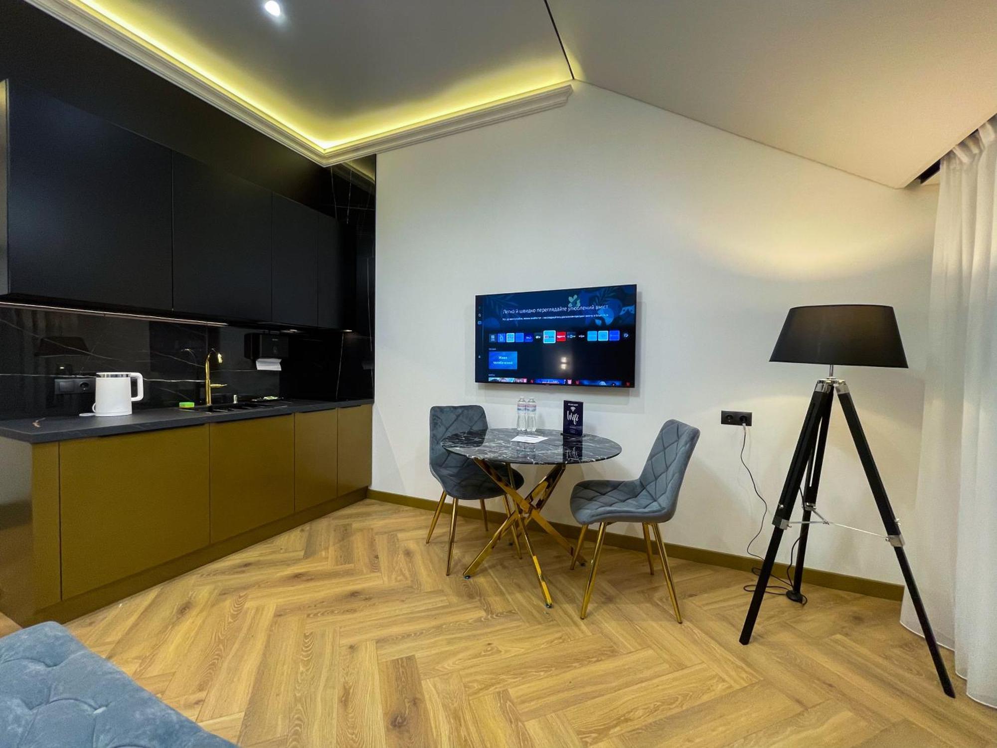 Myfreedom Lux Апартаменти Центр Вул Євгена Чикаленка 33 М Хрещатик Kiev Extérieur photo