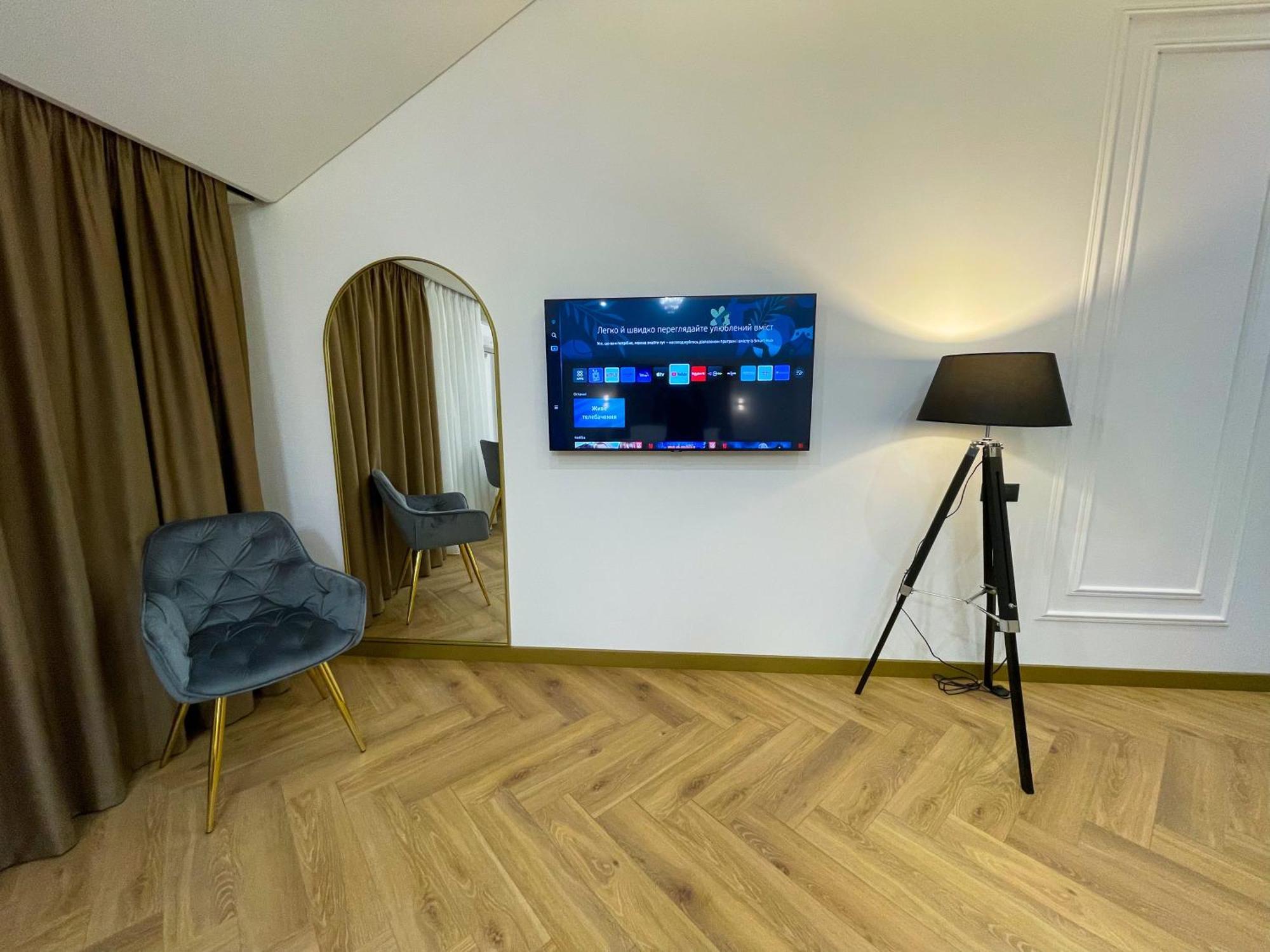 Myfreedom Lux Апартаменти Центр Вул Євгена Чикаленка 33 М Хрещатик Kiev Extérieur photo