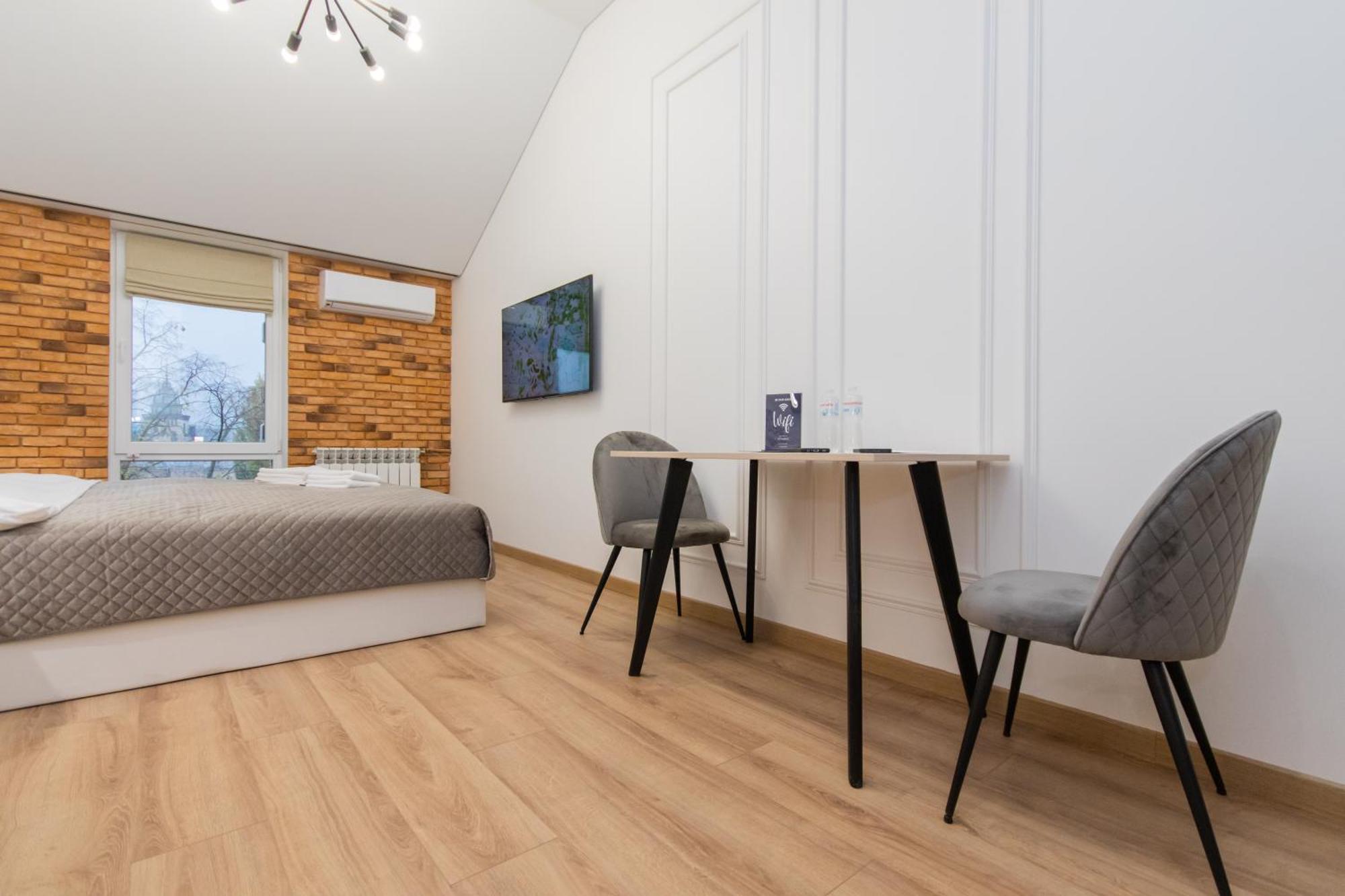Myfreedom Lux Апартаменти Центр Вул Євгена Чикаленка 33 М Хрещатик Kiev Extérieur photo